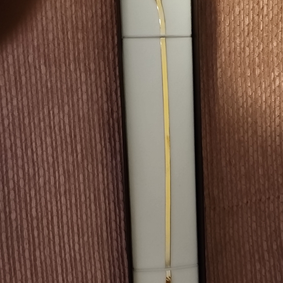 Solid 10k Gold Bracelet - Picture 2 of 15